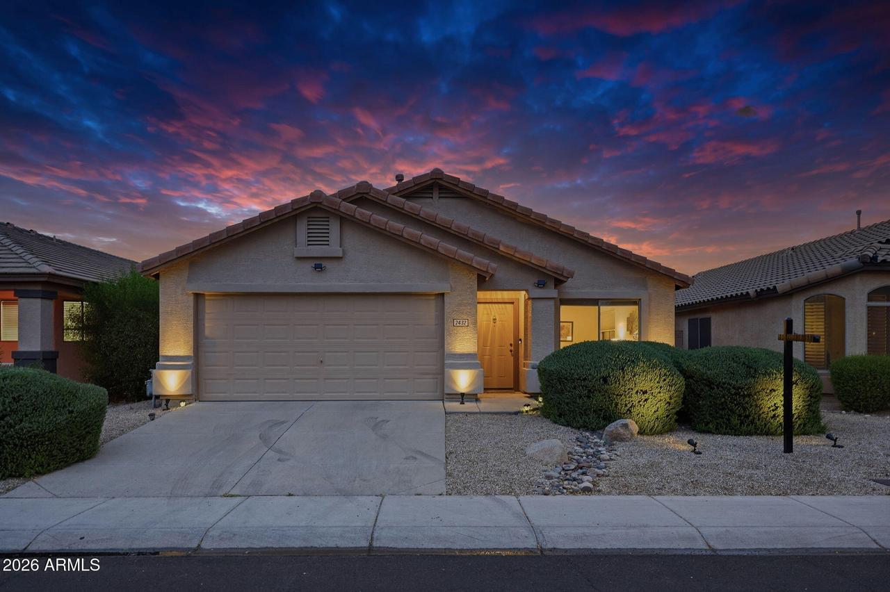 2432 W Oberlin Way, Phoenix, AZ 85085