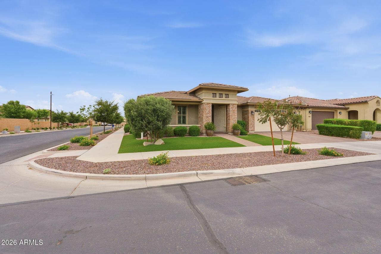 10638 E Tallahassee Ave., Mesa, AZ 85212