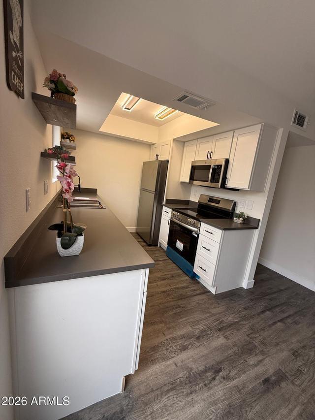 3119 W Cochise Dr. #231, Phoenix, AZ 85051