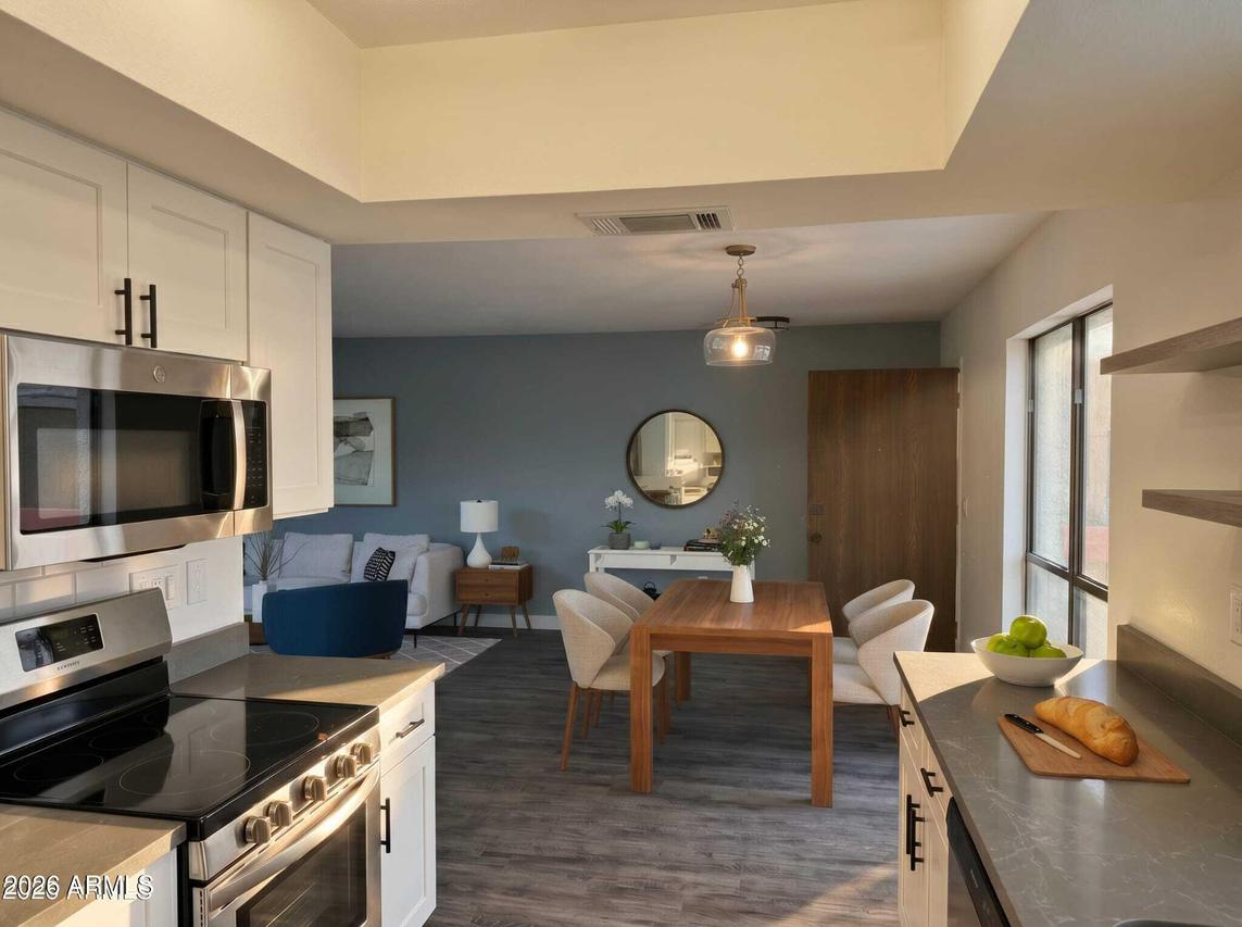 3119 W Cochise Dr. #231, Phoenix, AZ 85051