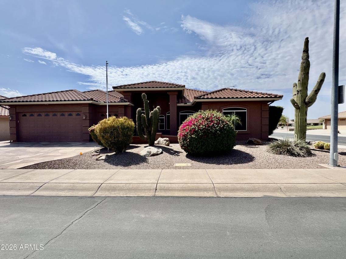 2406 S Yellow Wood Ave., Mesa, AZ 85209