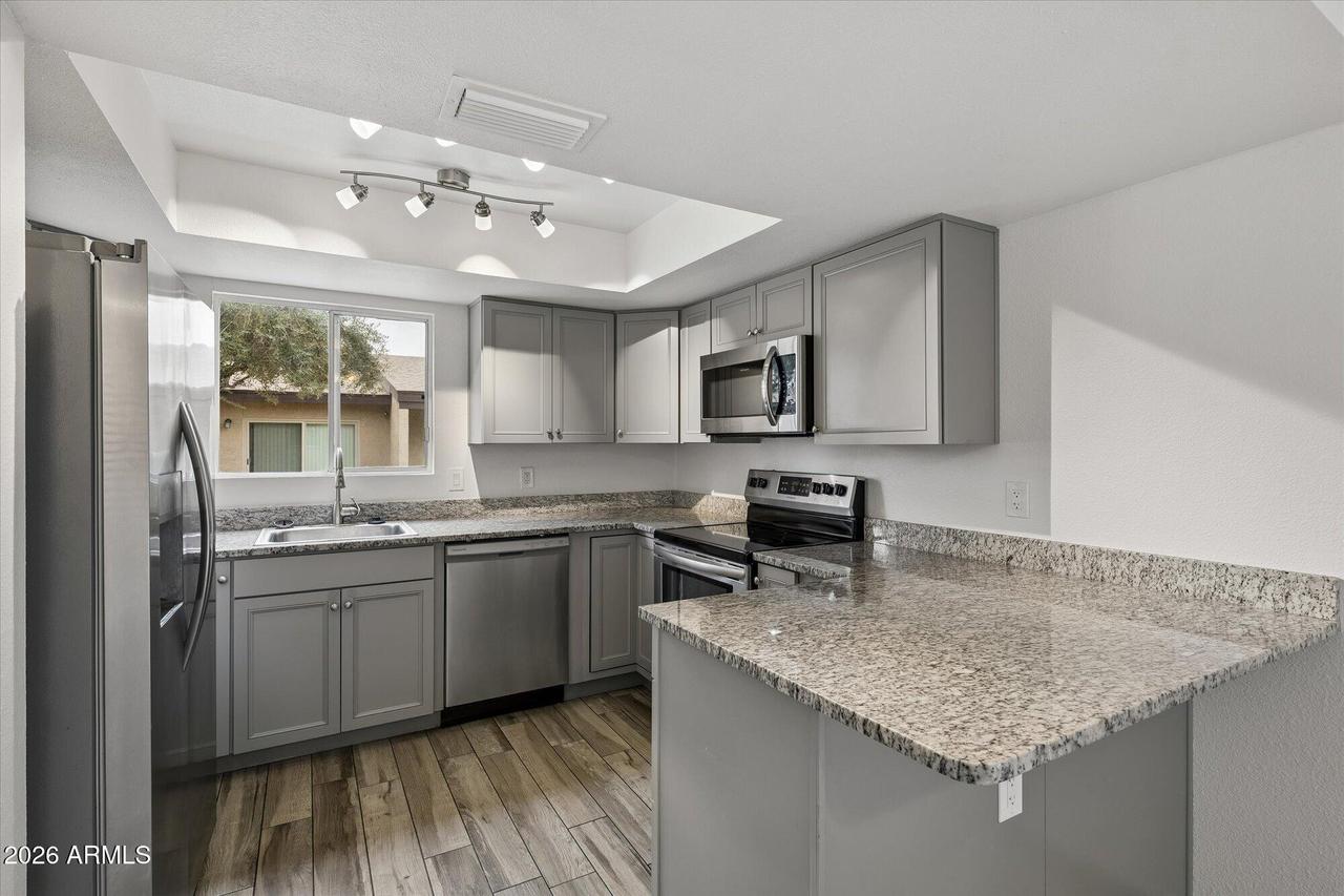 4619 W Continental Dr., Glendale, AZ 85308