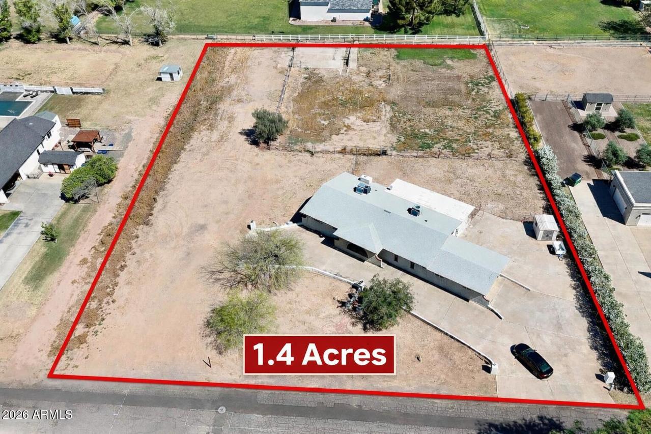 2200 E Melrose St., Gilbert, AZ 85297