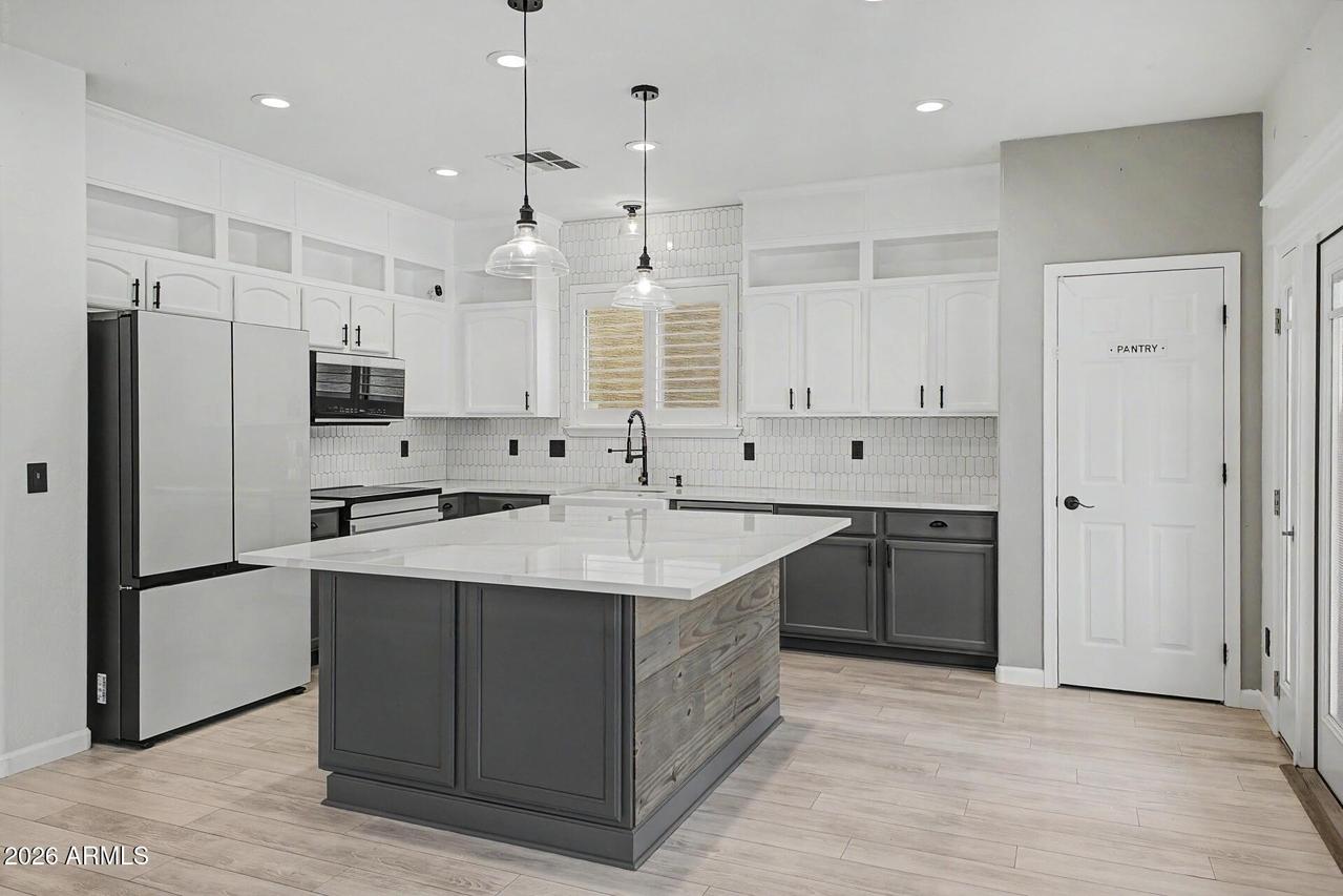 12708 N 148th Dr., Surprise, AZ 85379