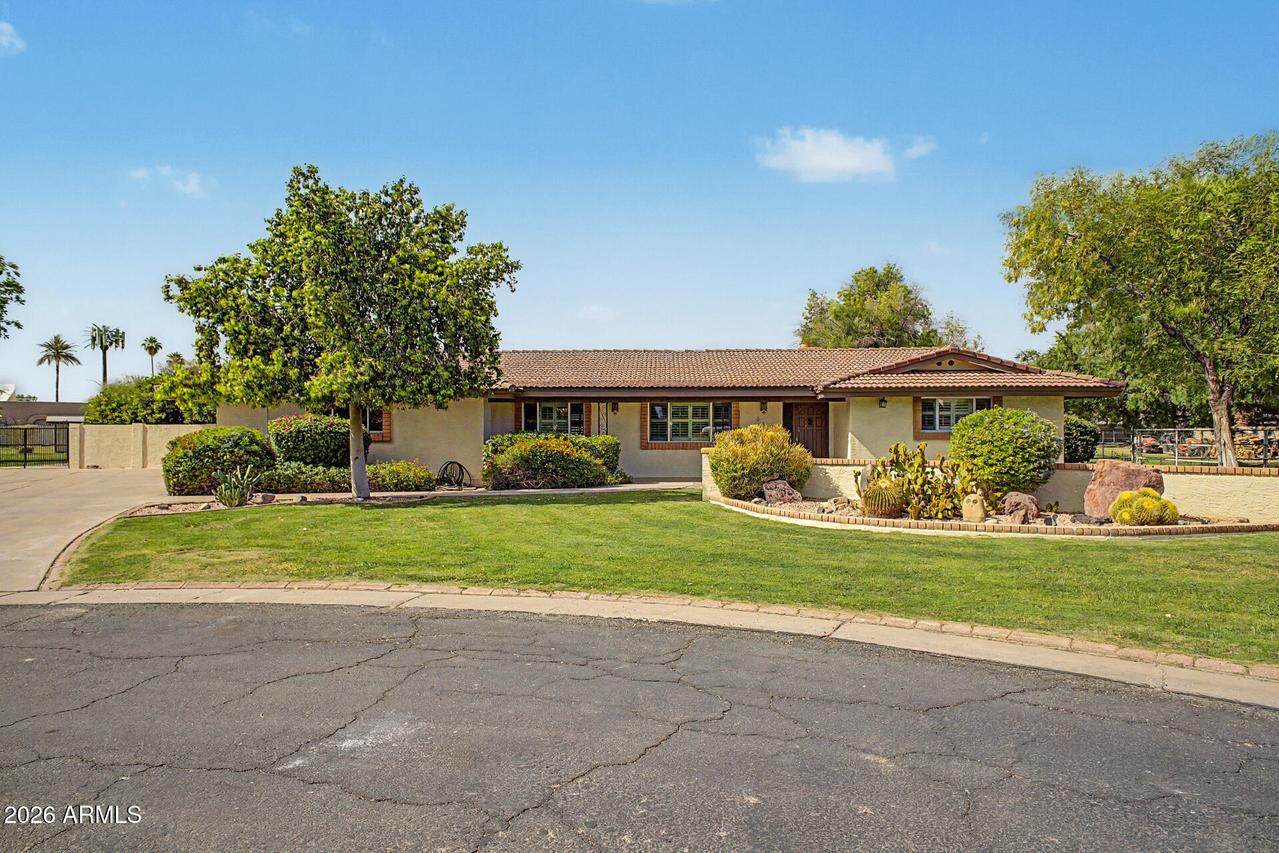 618 E Harwell Rd., Gilbert, AZ 85234