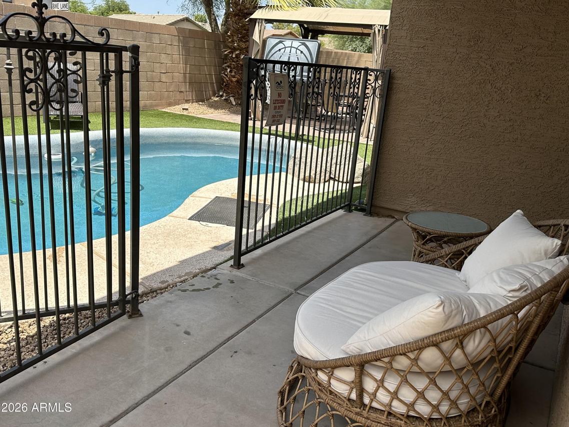 2058 S Voyager Dr., Gilbert, AZ 85295