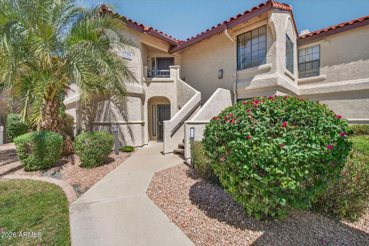 9790 N 94th Pl. #204, Scottsdale, AZ 85258