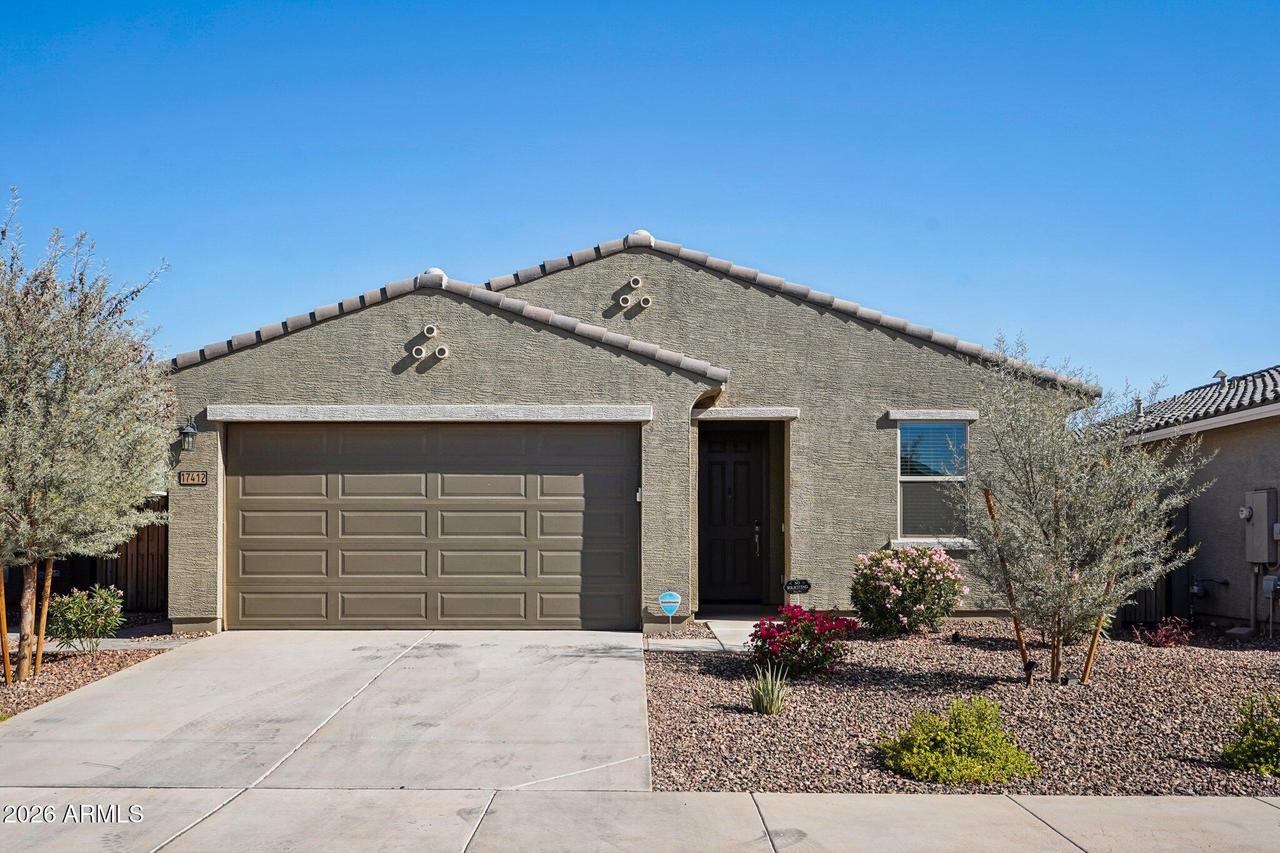 17412 W Sunnyslope Ln., Waddell, AZ 85355