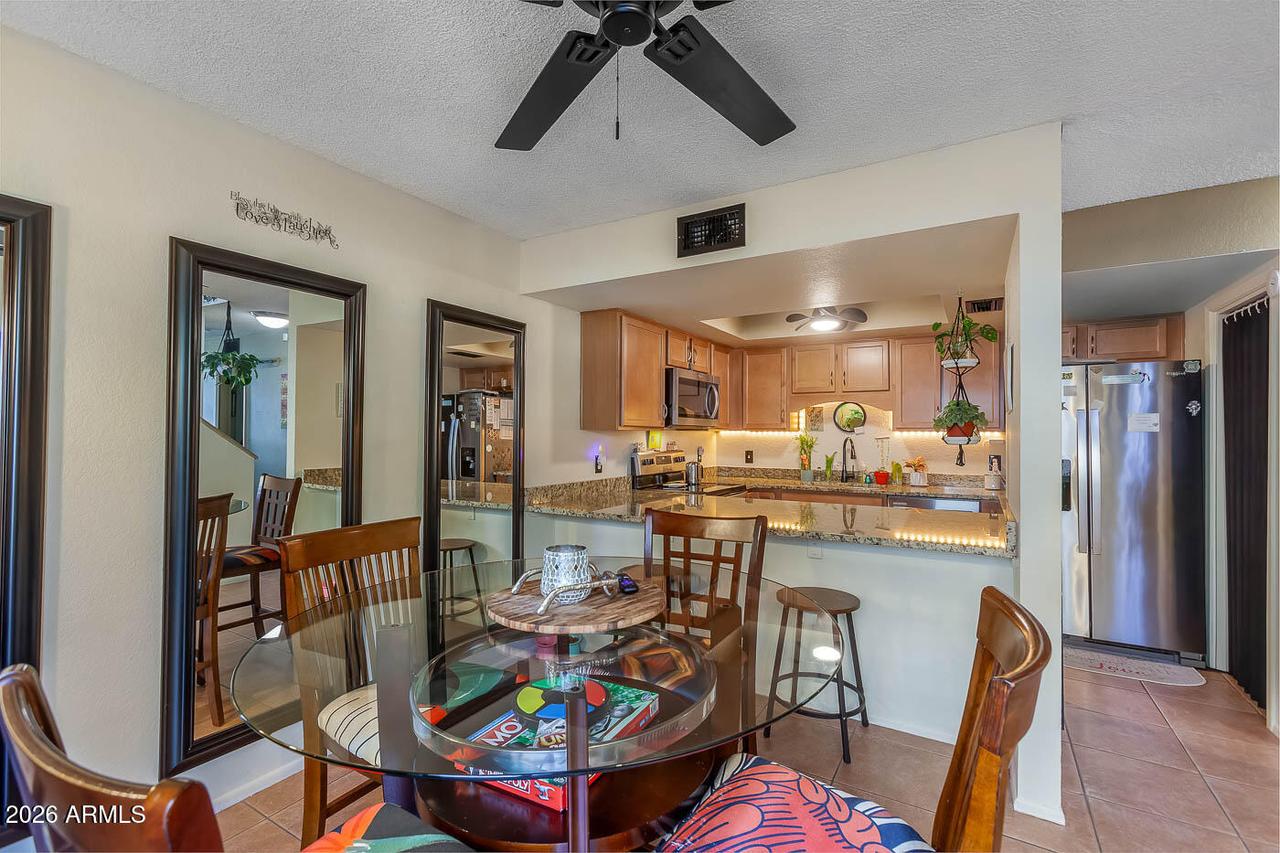 2040 S Longmore Dr. #70, Mesa, AZ 85202