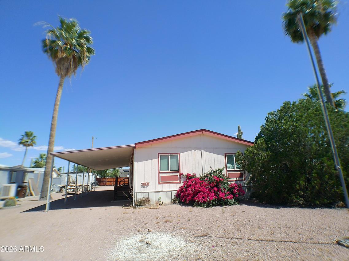 393 N Buckhorn Ct., Queen Valley, AZ 85118