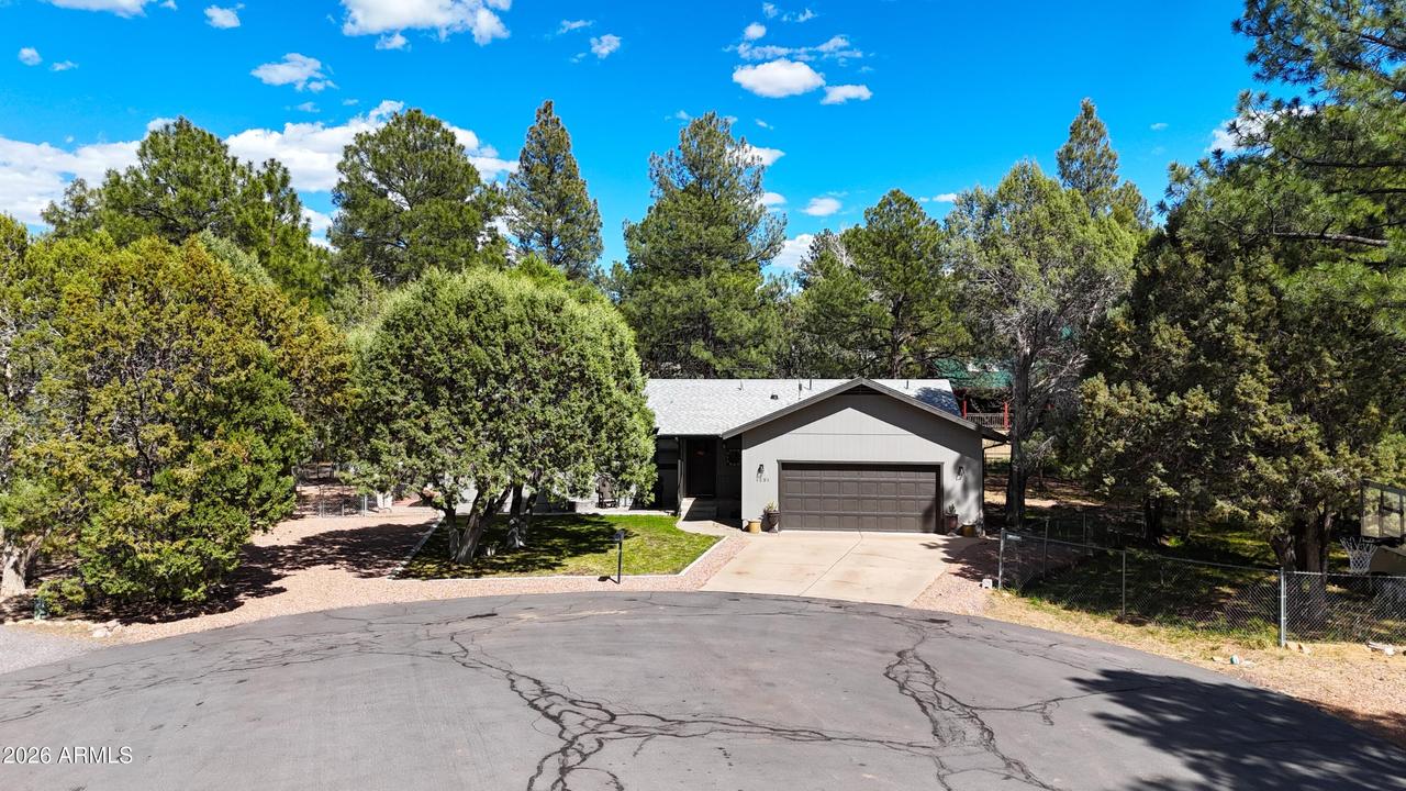 1251 N 41st Cir., Show Low, AZ 85901