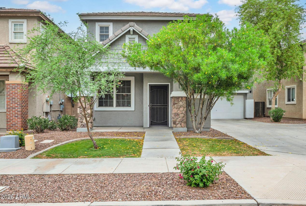 2346 E Pecan Rd., Phoenix, AZ 85040