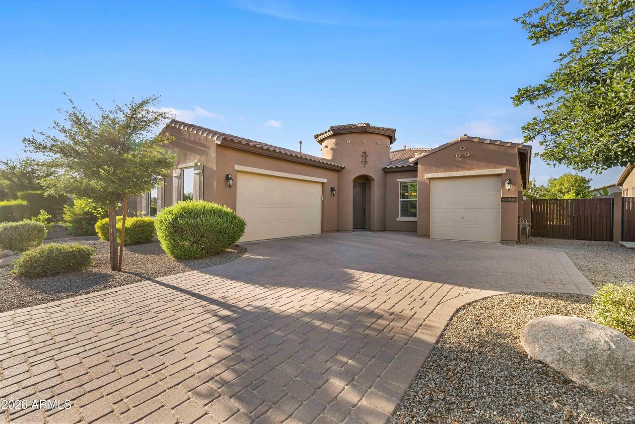 3832 E San Carlos Pl., Chandler, AZ 85249
