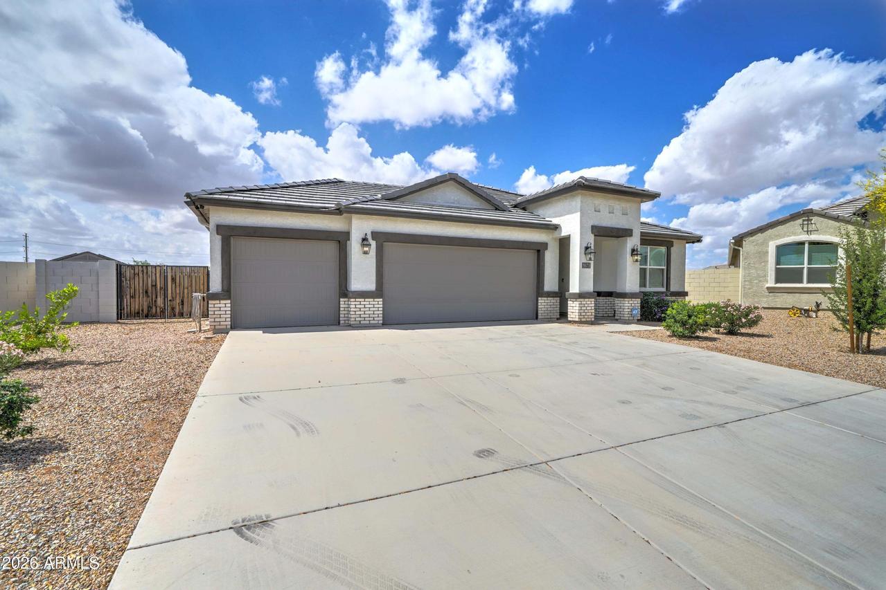 9373 E Tractor Cir., Florence, AZ 85132
