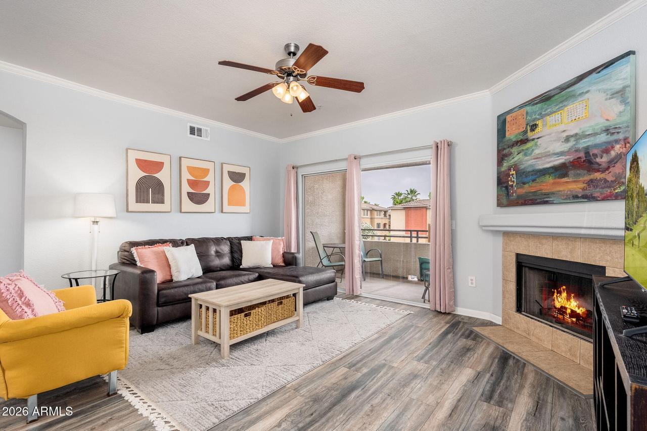 5345 E Van Buren St. #364, Phoenix, AZ 85008