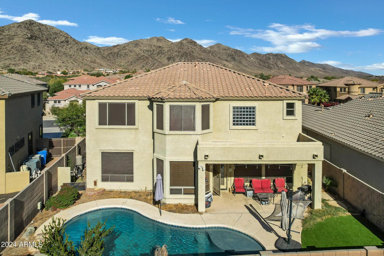 2801 W Silver Fox Way, Phoenix, AZ 85045