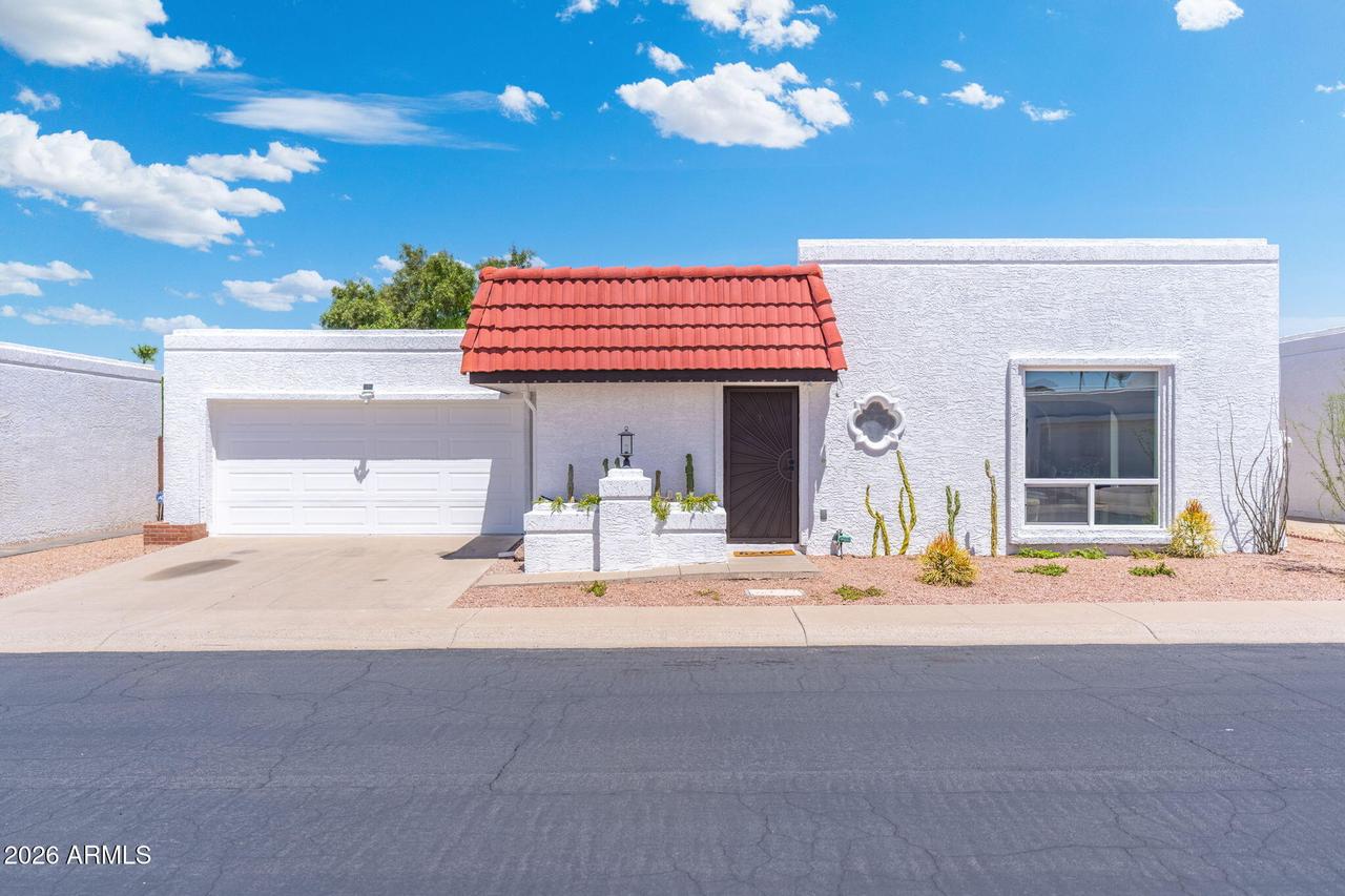1102 E Michigan Ave., Phoenix, AZ 85022