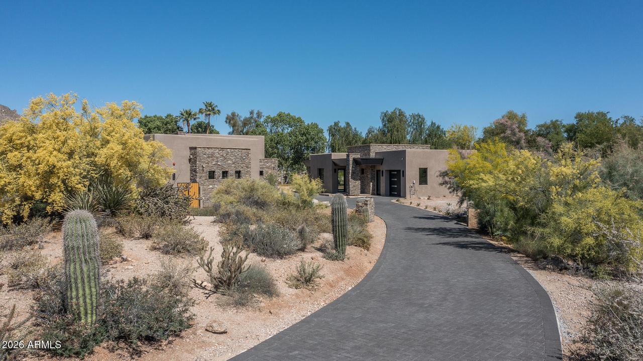 7692 E Black Mountain Rd., Scottsdale, AZ 85266