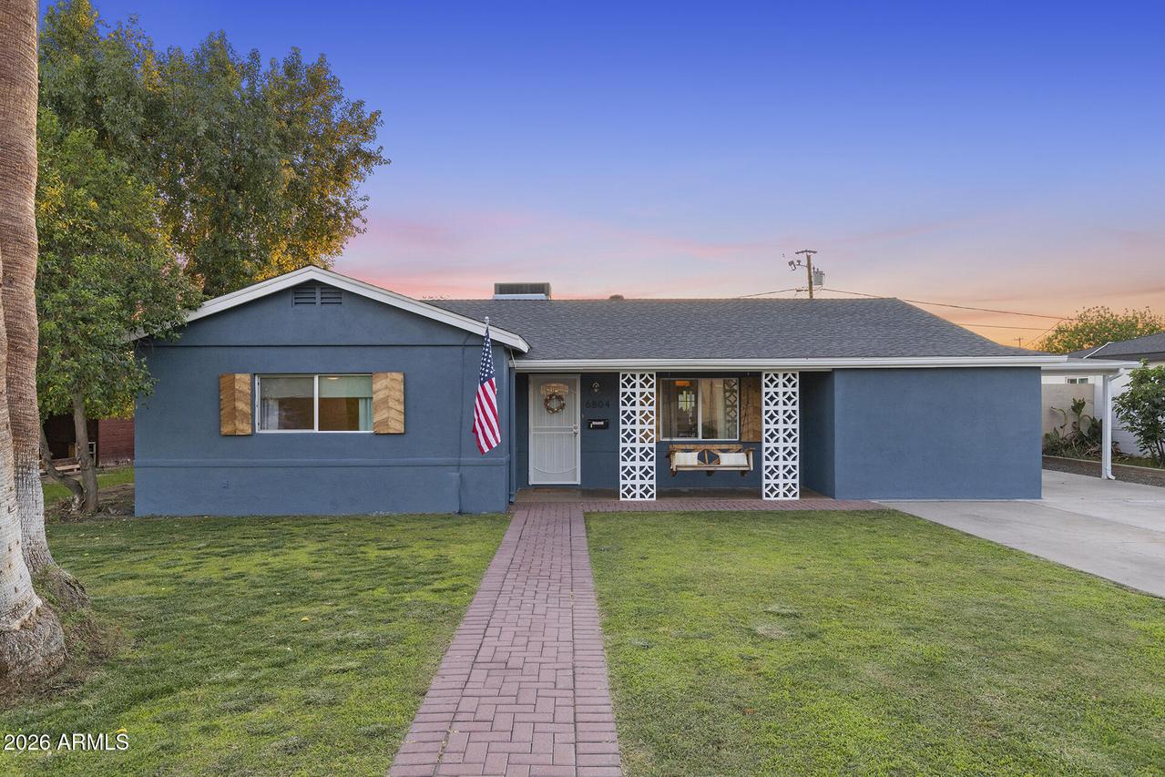 6804 N 11th St., Phoenix, AZ 85014
