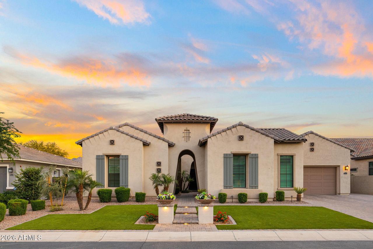 2537 E Turnberry Dr., Gilbert, AZ 85298