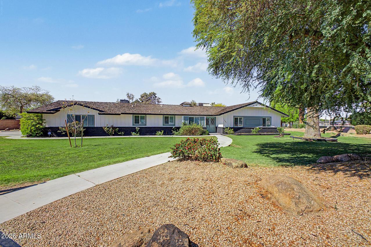 1501 W Dunlap Ave., Phoenix, AZ 85021