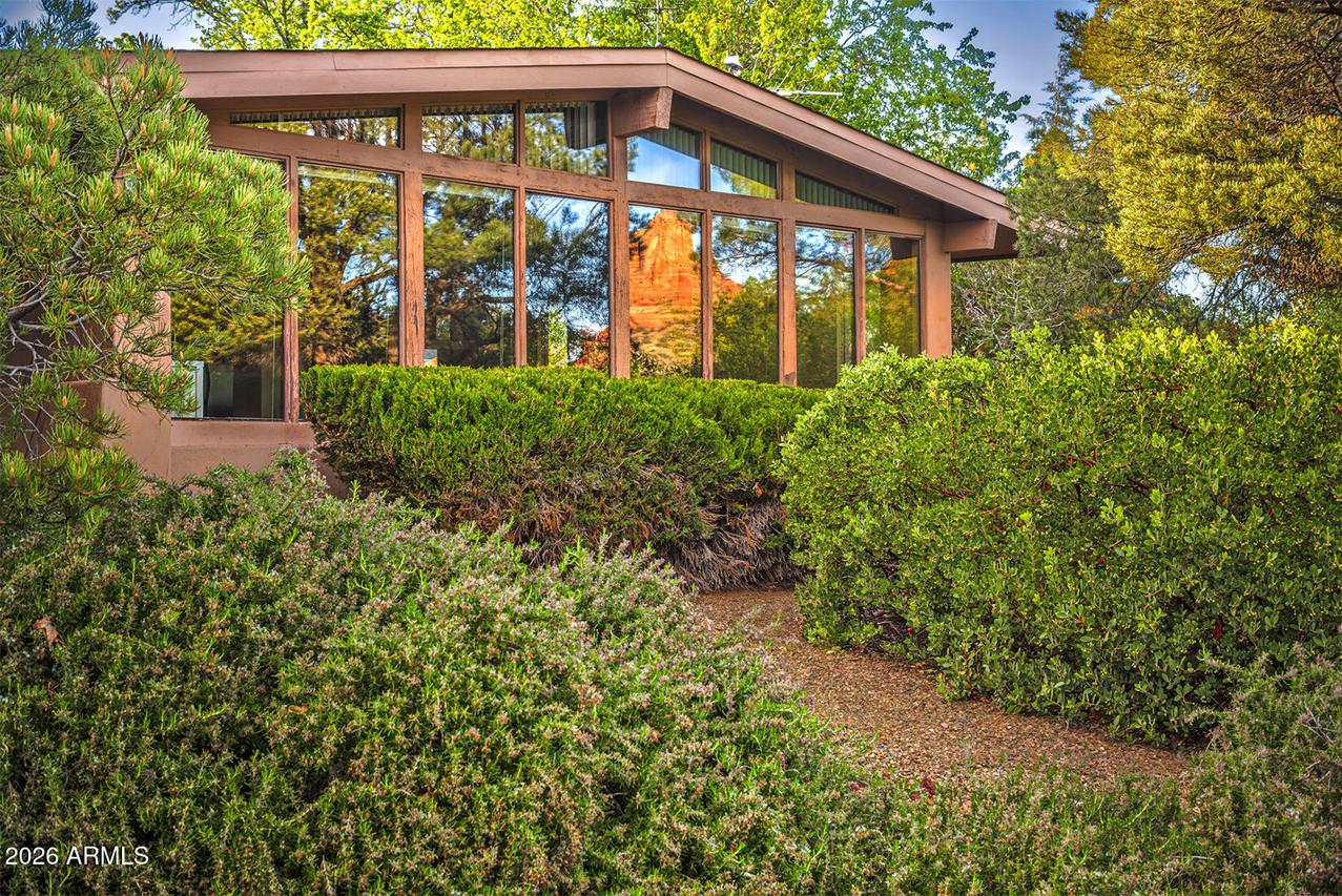 80 Adobe Tr., Sedona, AZ 86351