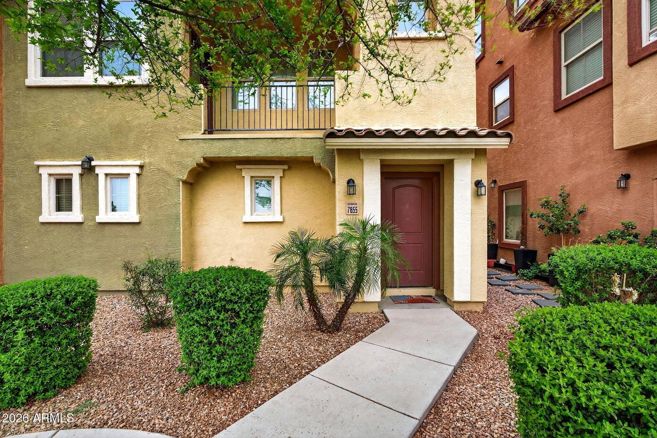 7855 W Palm Ln., Phoenix, AZ 85035