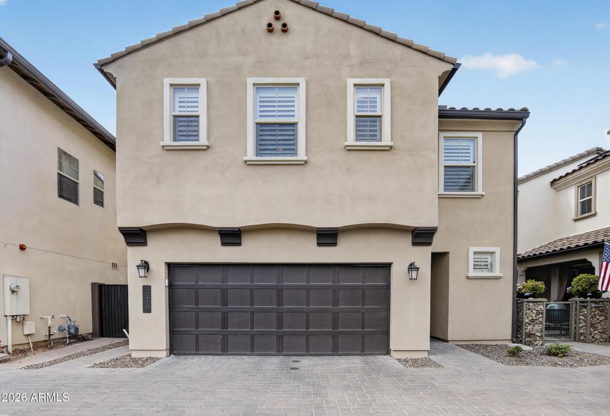 2419 W Gloria Ln., Phoenix, AZ 85085