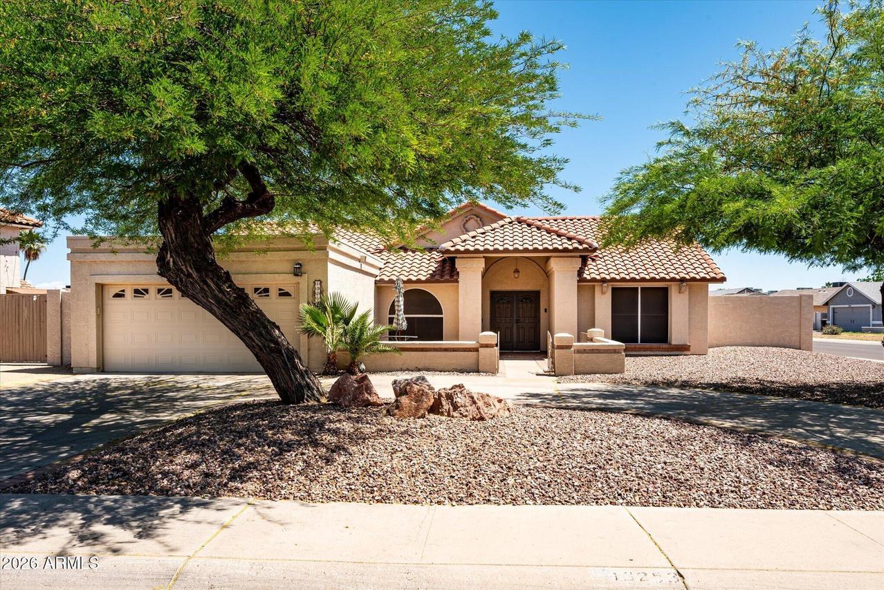 13253 N 76th Dr., Peoria, AZ 85381