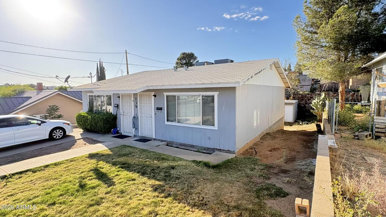 739 E Maple St., Globe, AZ 85501