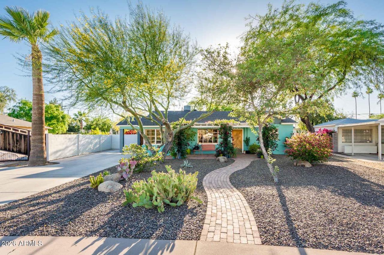 2930 N 16th Dr., Phoenix, AZ 85015