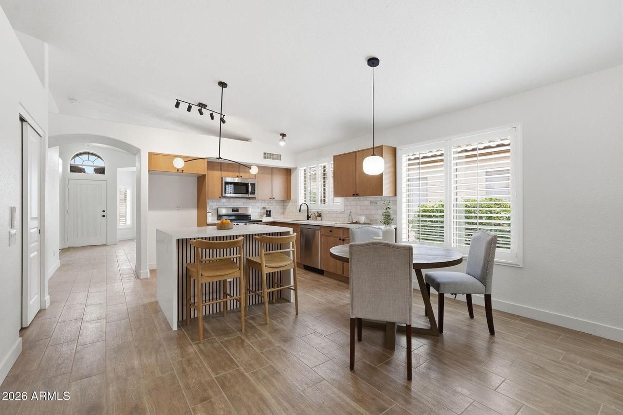 2435 E Patrick Ln., Phoenix, AZ 85024