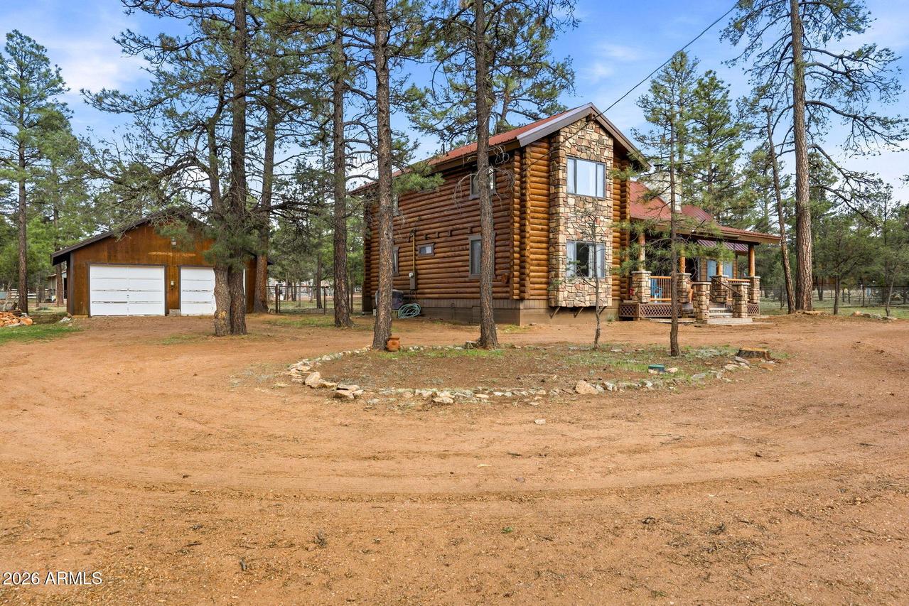 3022 Chevelon Rd., Overgaard, AZ 85933