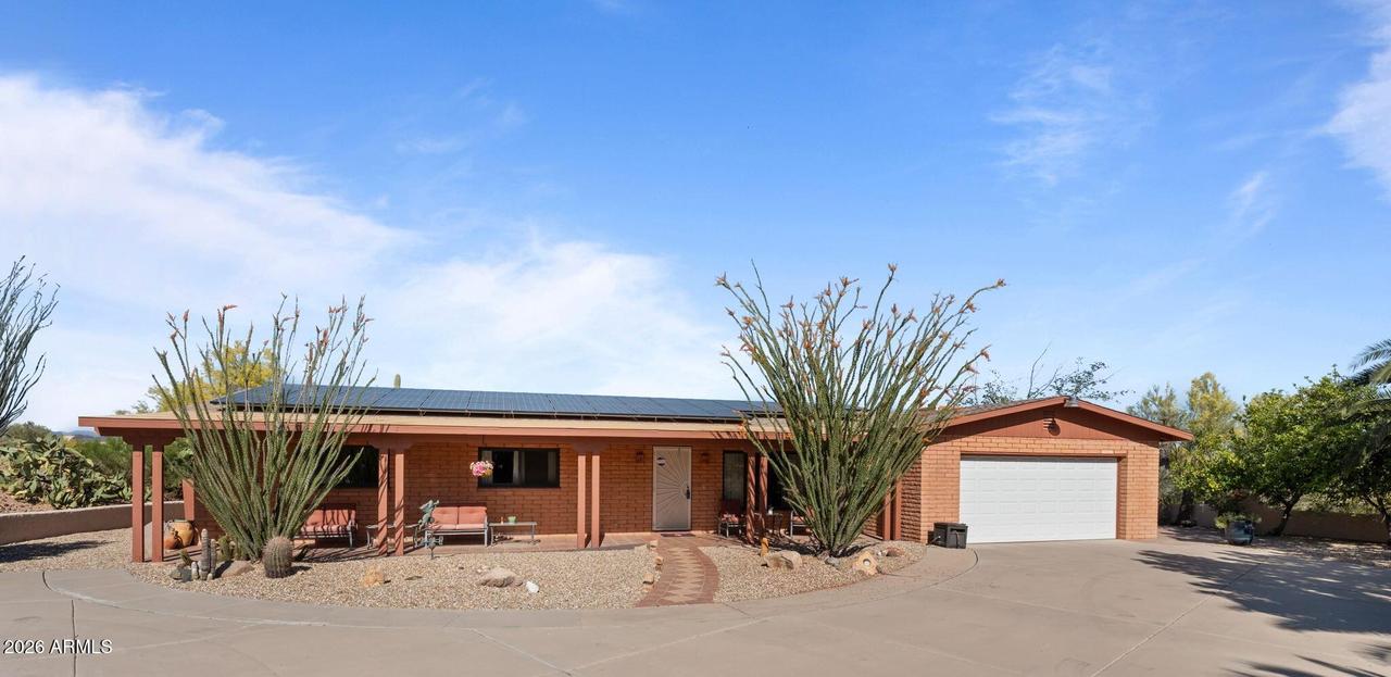 1865 Hillside Dr., Wickenburg, AZ 85390