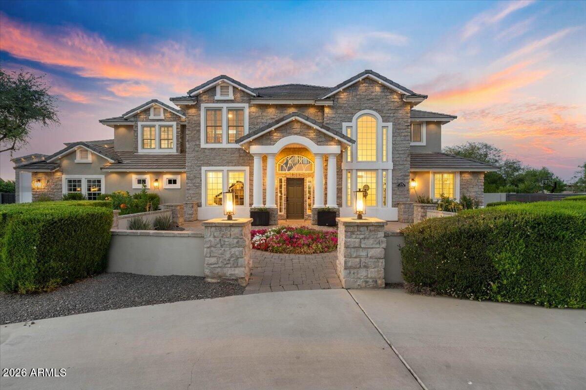 17718 E San Carlos Way, Gilbert, AZ 85298