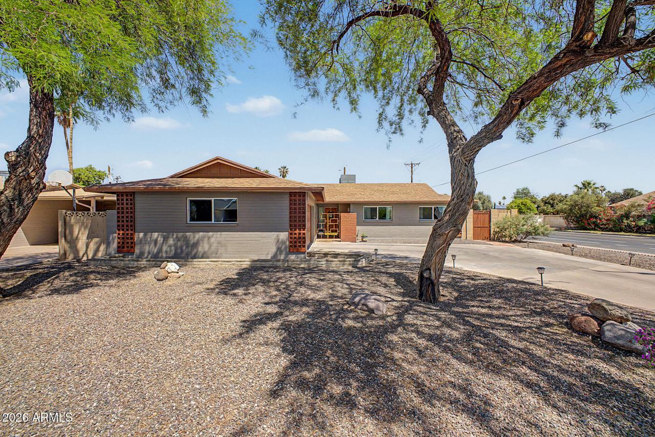 236 E Minton Dr., Tempe, AZ 85282