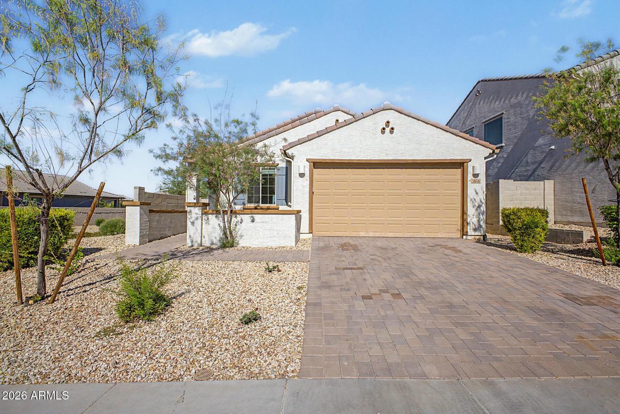 5656 N 87th Dr., Glendale, AZ 85305