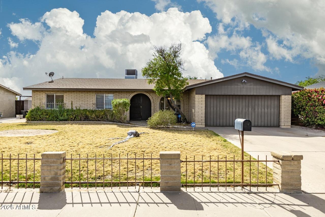 12402 N 47th Ave., Glendale, AZ 85304