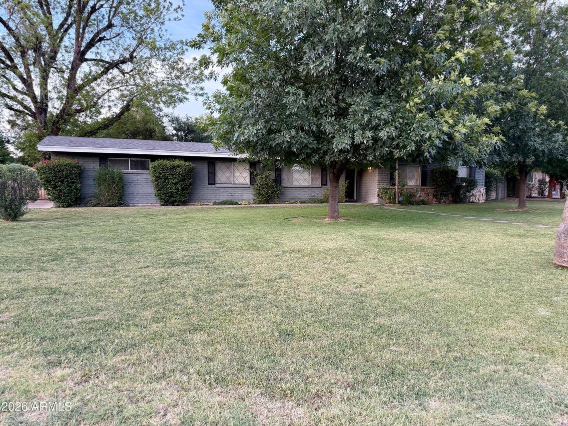 1022 W Las Palmaritas Dr., Phoenix, AZ 85021