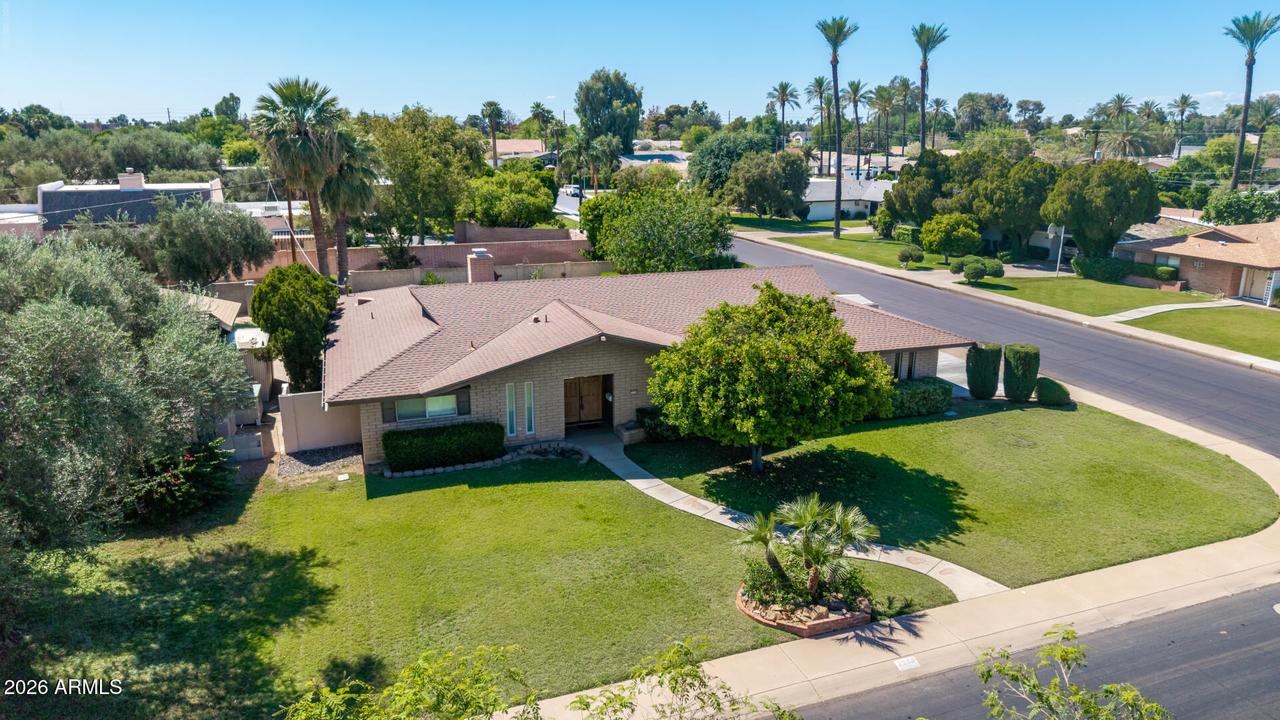 7138 N 11th Ave., Phoenix, AZ 85021