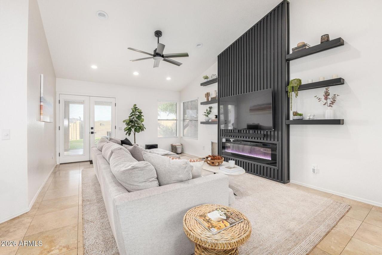 1514 E Le Marche Ave., Phoenix, AZ 85022