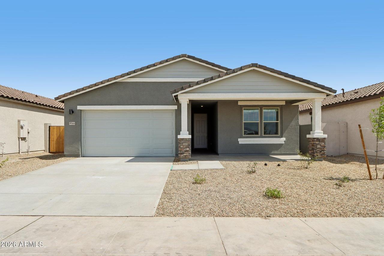 9544 W Gaby Rd., Tolleson, AZ 85353