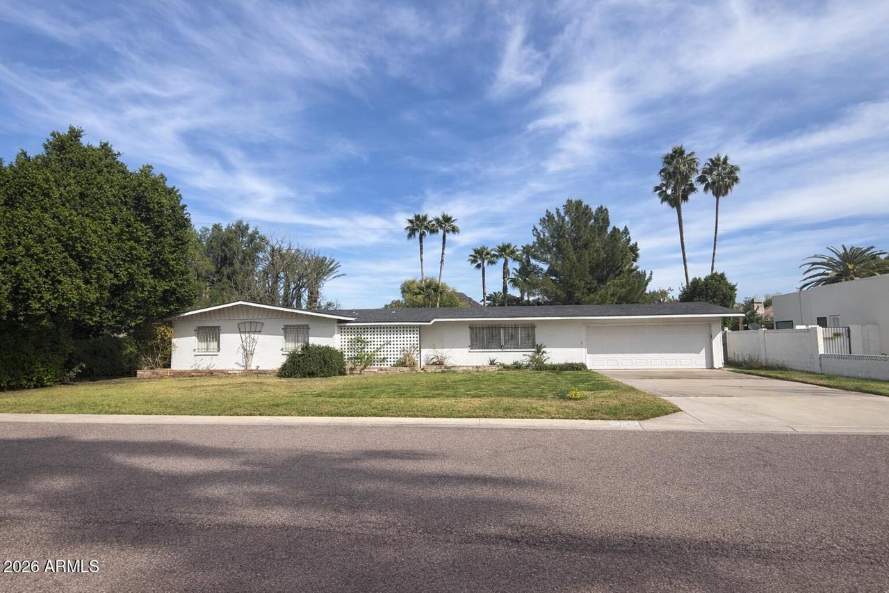 5041 N 34th St., Phoenix, AZ 85018