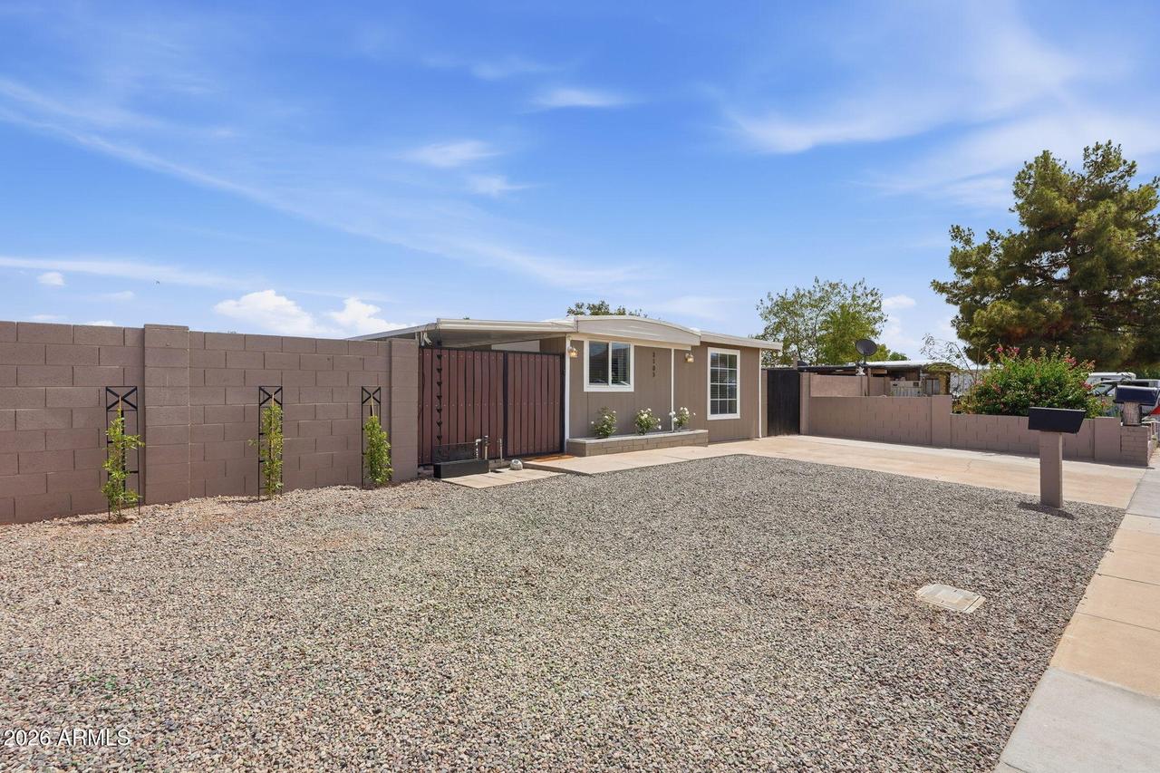 2103 N Silverton St., Mesa, AZ 85203