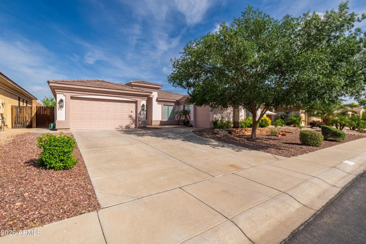 14143 N 90th Ln., Peoria, AZ 85381