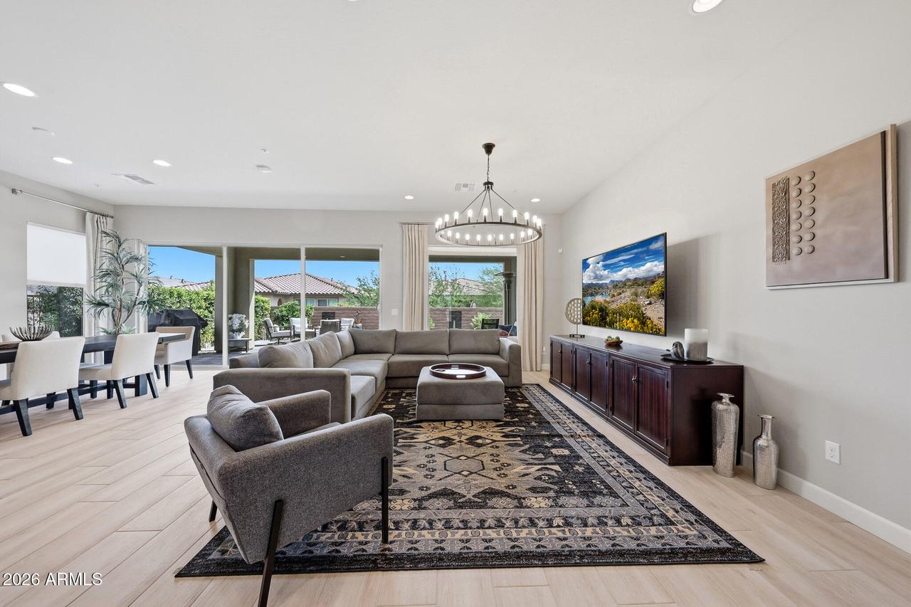 13371 W Montansoro Ln., Peoria, AZ 85383