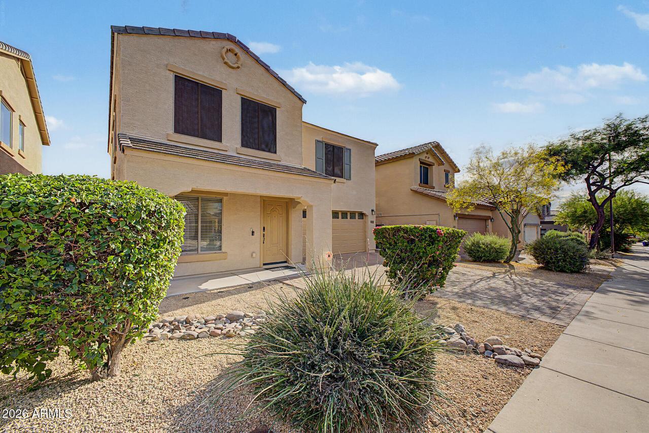 2323 W Hunter Ct., Phoenix, AZ 85085