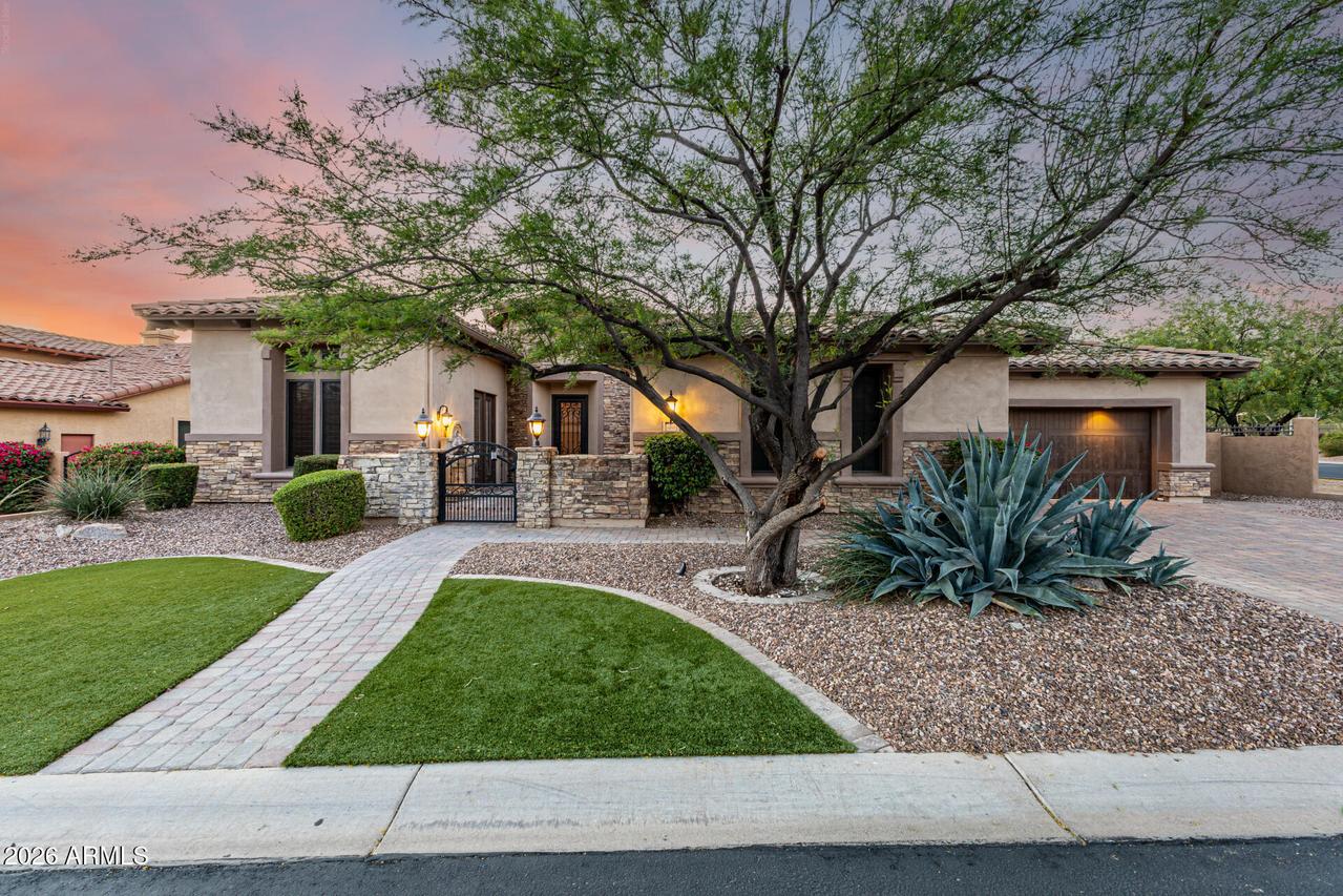 4046 N Silver Ridge Cir., Mesa, AZ 85207