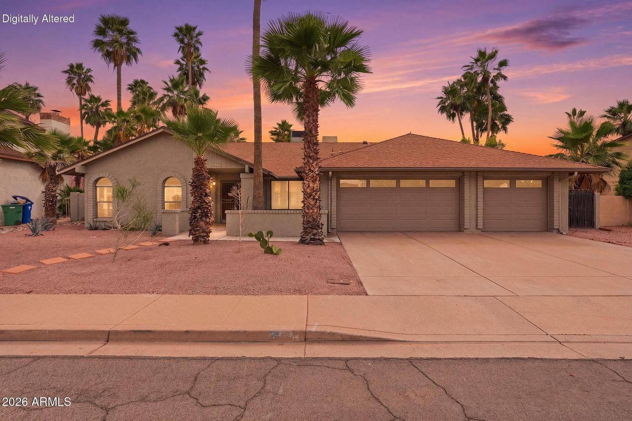 319 E Hackamore St., Mesa, AZ 85201