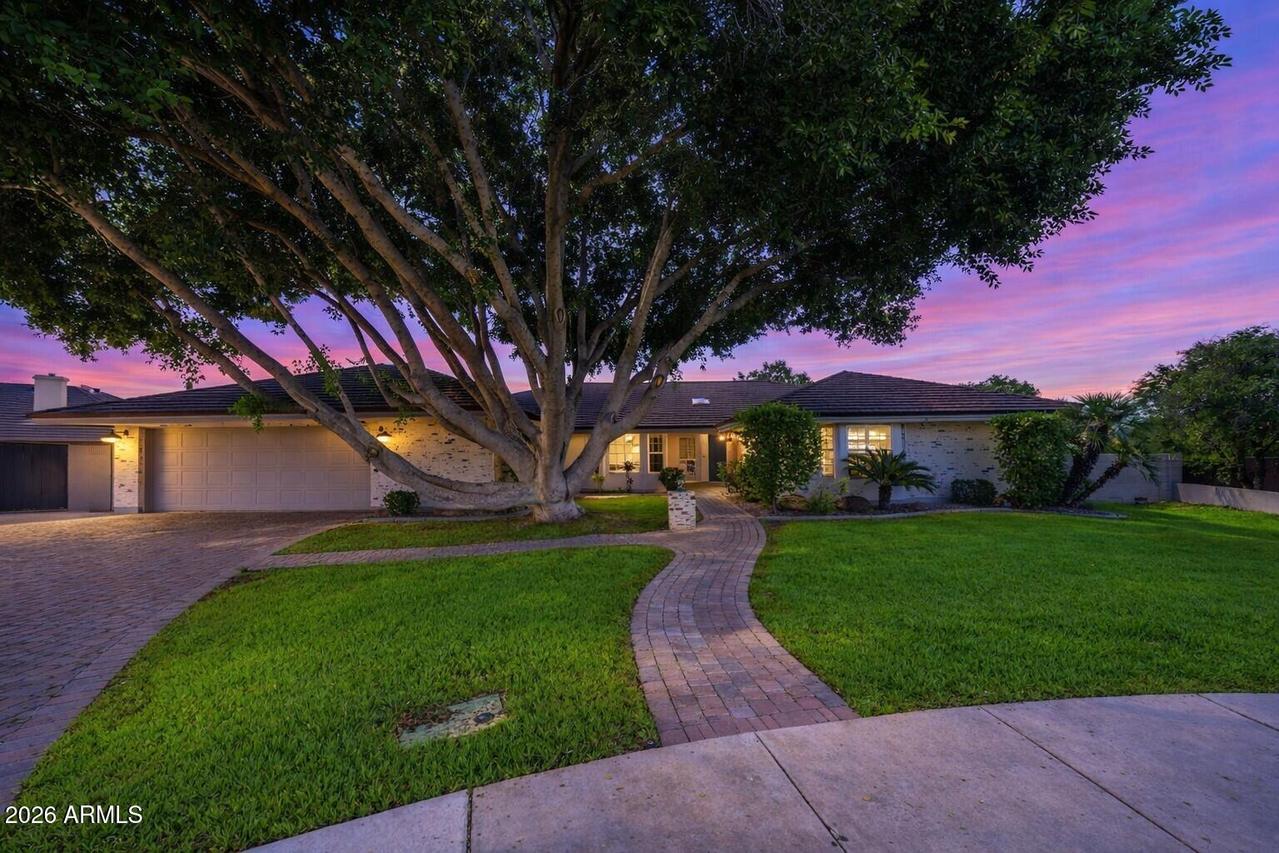 3417 E Elmwood St., Mesa, AZ 85213